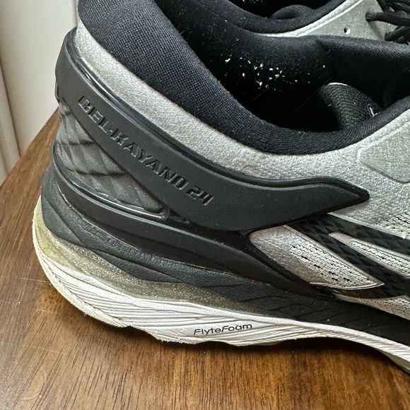 Asics Dynamic Duomax gel Kayano 24 Black and Gray Athletic Sneakers Size 13 - Picture 3 of 11